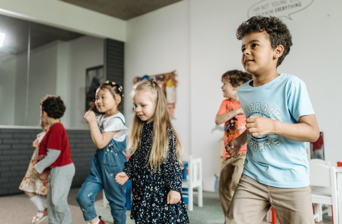 Kinderen volgen musicalles in Katwijk bij cultuurhuis Planck