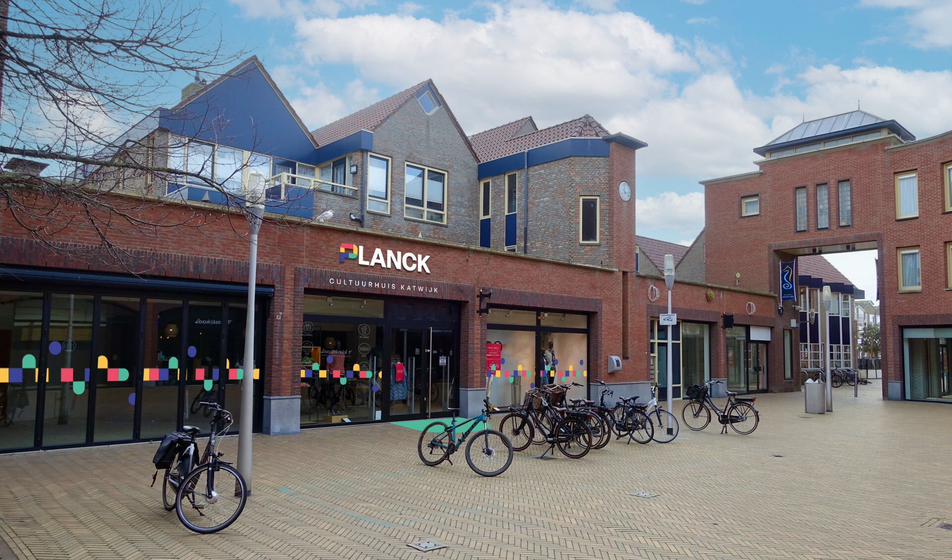 Een foto van het Planck gebouw aan het Emmaplein