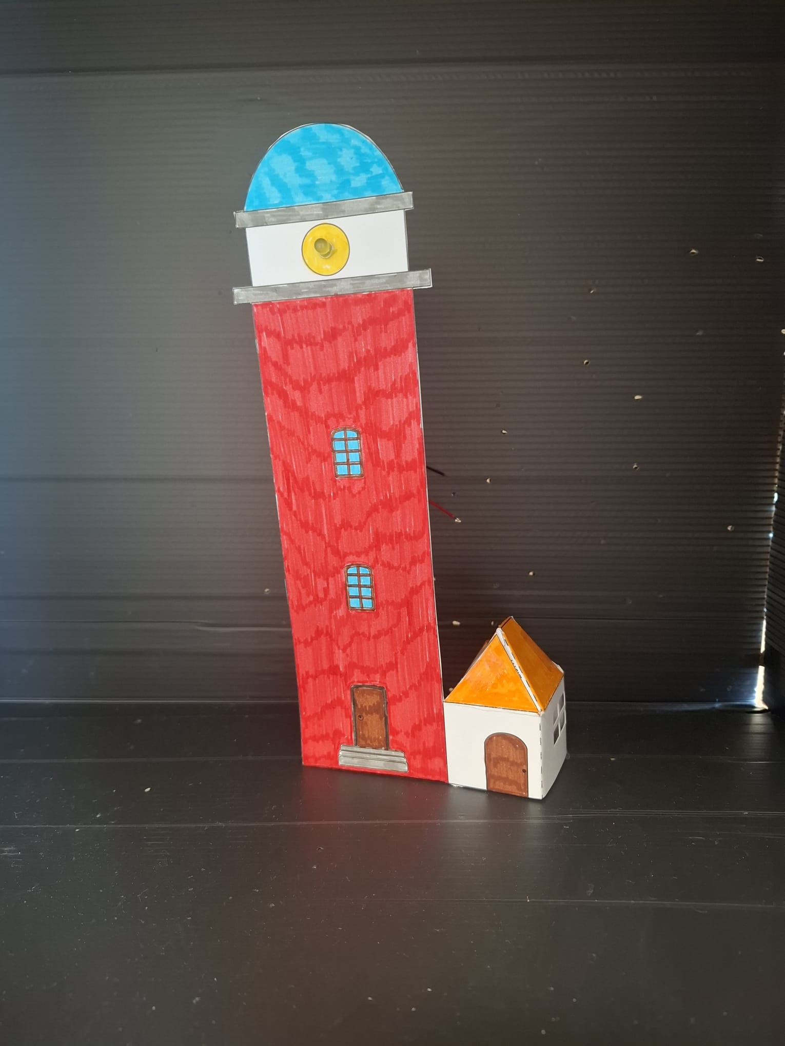 Workshop: Maak je eigen vuurtoren met elektriciteit